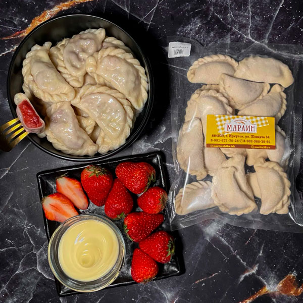 Фото Вареники с клубникой